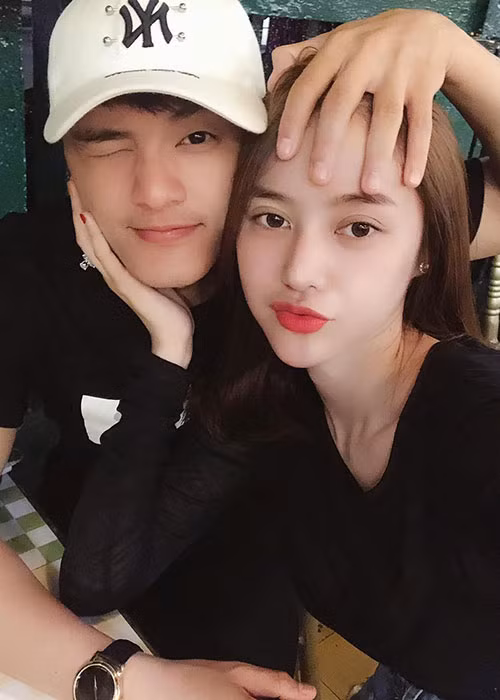 Linh Chi khoe ảnh nhí nhảnh bên Lâm Vinh Hải là một trong những tin tức sao Việt trong ngày 28/5.