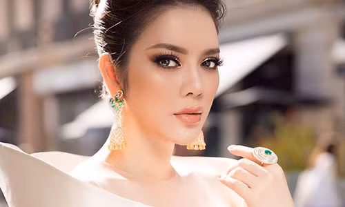 Lý Nhã Kỳ. Ảnh: FBNV