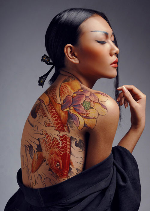 Diệu Huyền cũng là một trong số những mỹ nhân Việt làm người mẫu cho môn nghệ thuật body painting. Ảnh: Laodong