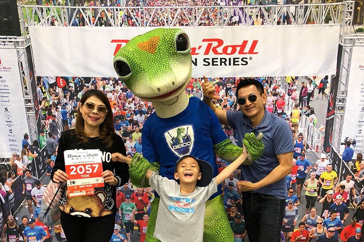 Sau thời gian dài lận đận đường tình duyên, Thanh Thảo đang có tổ ấm hạnh phúc bên ông xã, con trai nuôi và con gái sắp chào đời.