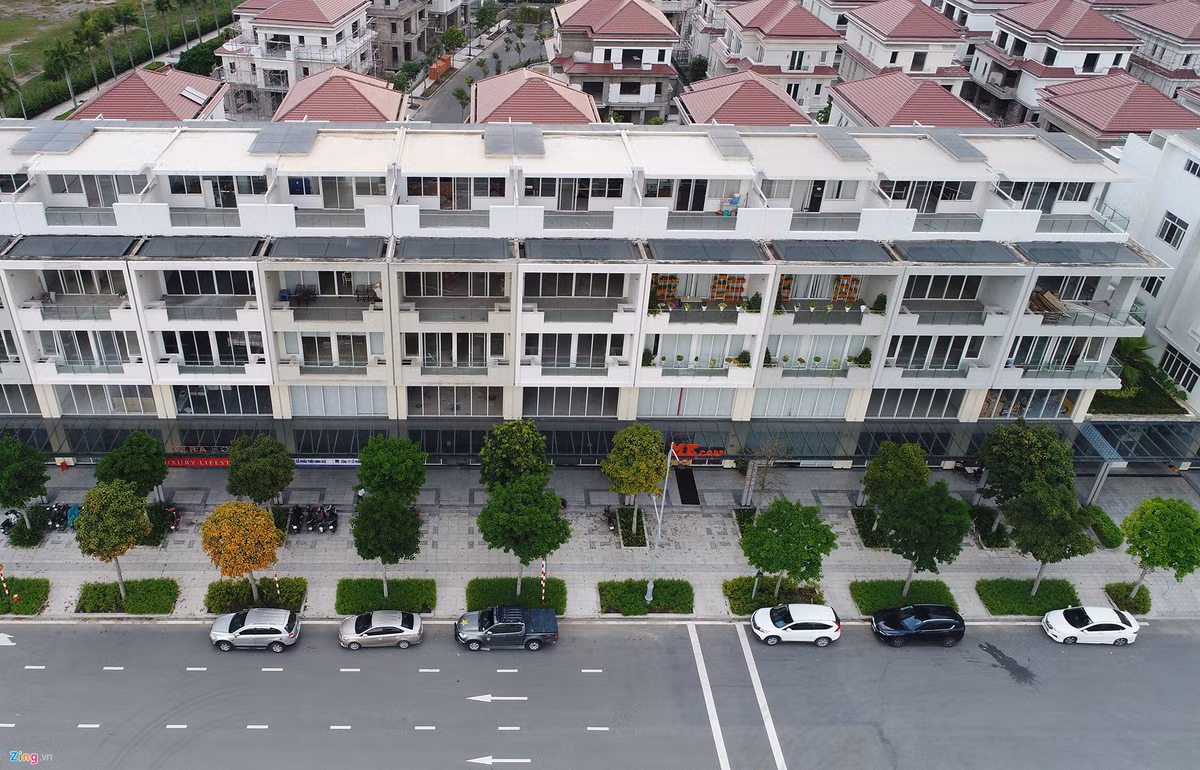 Những căn shophouse giá thấp nhất cũng 20 tỷ đồng.