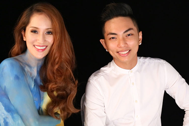 Khánh Thi tự tin làm mẫu body painting và nhận được sự ủng hộ của Phan Hiển. Ảnh: Danviet