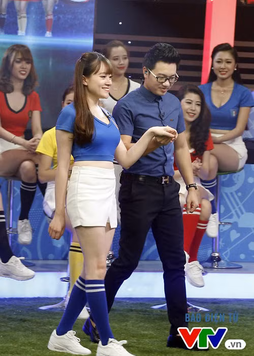 Minh Tiệp đăng ký dự tuyển khi biết thông tin tuyển dụng của Đài truyền hình Việt Nam. Ảnh: VTV