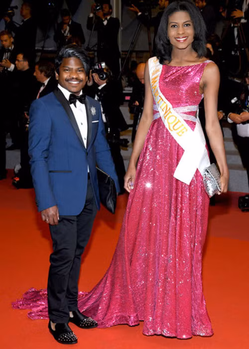 Martinique Nathanaelle Audel cũng từng bị chỉ trích khi đeo dải băng ghi tên mình tại Cannes dù không có đóng góp gì cho điện ảnh. Ảnh: Zimbio