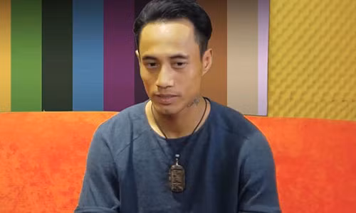 Du luan doi tay chay, cam song Pham Anh Khoa sau on ao