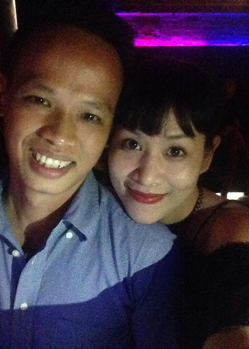 Ông xã của Hà Hương tên Thắng. Cả hai nên duyên khi Hà Hương đi học tennis cùng người bạn thân và thầy dạy tennis chính là chồng hiện tại của cô.