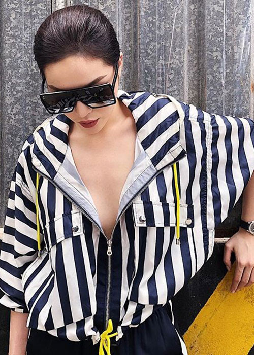 Hoa hậu Kỳ Duyên chăm chỉ diện trang phục gợi cảm từ khi nâng cấp vòng một.