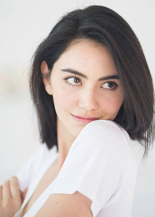 Nữ diễn viên phim "Tình người duyên ma" sở hữu gương mặt xinh đẹp, vóc dáng chuẩn.