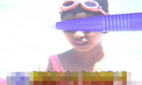 Hứa Thuần Mỹ nhẫn tâm bỏ rơi con đẻ.