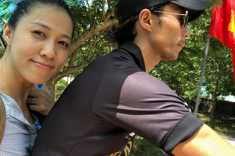 Mới đây, trên trang cá nhân, Thùy Trang - bà xã của Phạm Anh Khoa đăng tải hình ảnh tổ ấm nhỏ của mình trong chuyến đi chơi mới nhất.