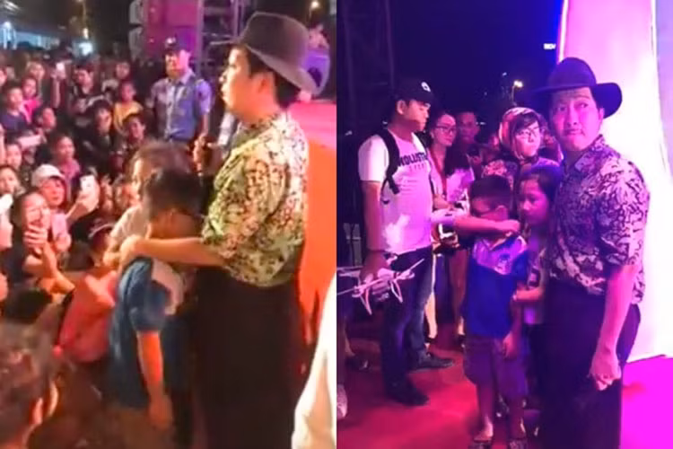 Tối ngày 19/5, đi diễn ở hội chợ Quy Nhơn, Trường Giang đã cầu xin khán giả đừng ném chai lên sân khấu. Cũng trong đêm diễn, nam danh hài đã giúp 2 em bé đi lạc tìm người thân. Ảnh: Zing