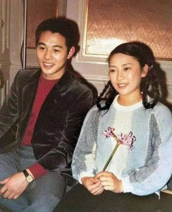 Người vợ đồng cam cộng khổ nhưng bị Lý Liên Kiệt phụ bạc giờ sống ra sao? ảnh 1