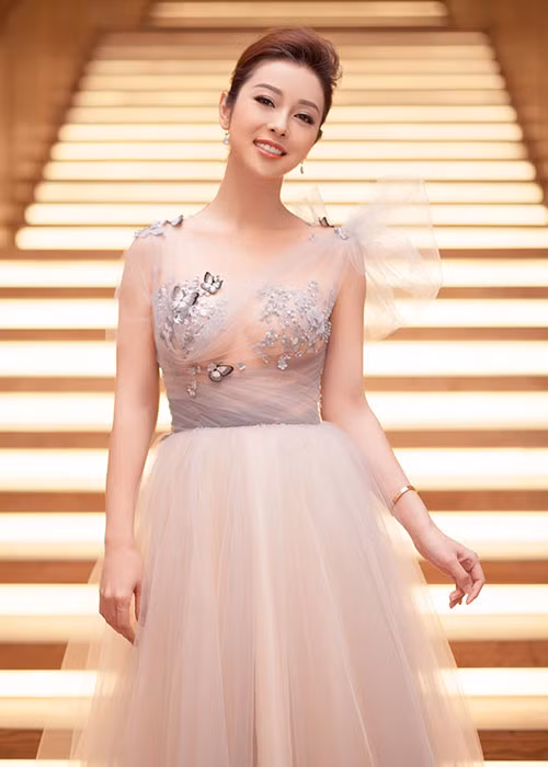 Jennifer Phạm hiện là một trong những hoa hậu làm MC nổi tiếng. Cô thường xuyên xuất hiện tại các chương trình giải trí, sự kiện lớn.