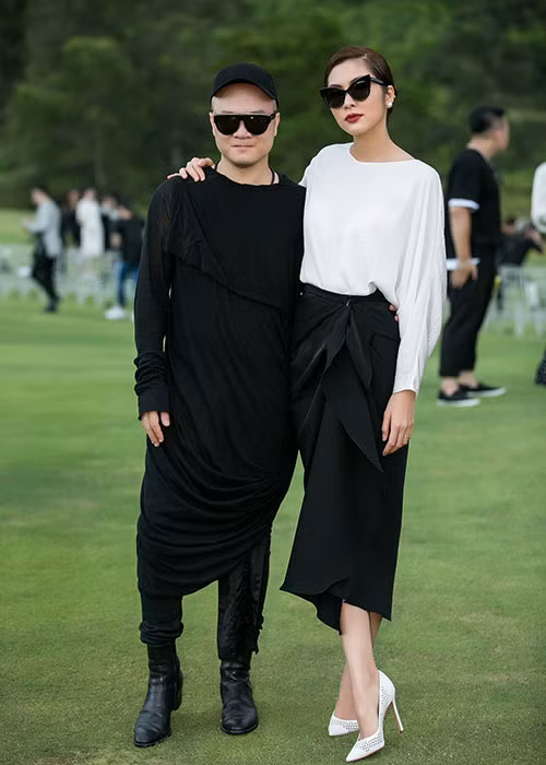 Dù chọn phong cách tối giản nhưng nữ diễn viên Tăng Thanh Hà vẫn cuốn hút.