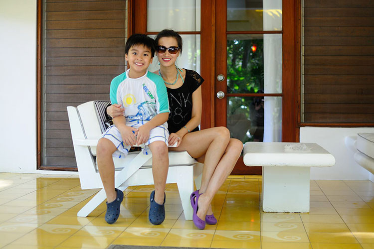 Năm 2009, Lam Trường và Ngô Ý An vướng tin đồn hôn nhân rạn nứt. Tuy nhiên, phải đến năm 2011, Lam Trường mới thừa nhận đã ly hôn. Sau khi chia tay Lam Trường, Ngô Ý An nuôi con trai Kiến Văn.