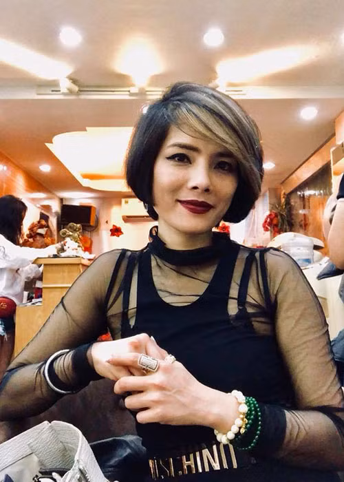 Nữ diễn viên phim "Phía trước là bầu trời" còn có một sự nghiệp diễn xuất khá thành công. Ảnh: FBNV