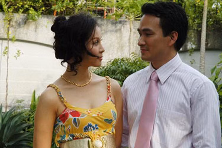 Khi sự nghiệp đang ở thời kỳ đỉnh cao, Thanh Mai quyết định dừng đóng phim để theo học ngành kinh doanh. Năm 2004, cô tái xuất với bộ phim "Bẫy tình". Từ năm 2004 đến nay, Thanh Mai thỉnh thoảng đóng phim.