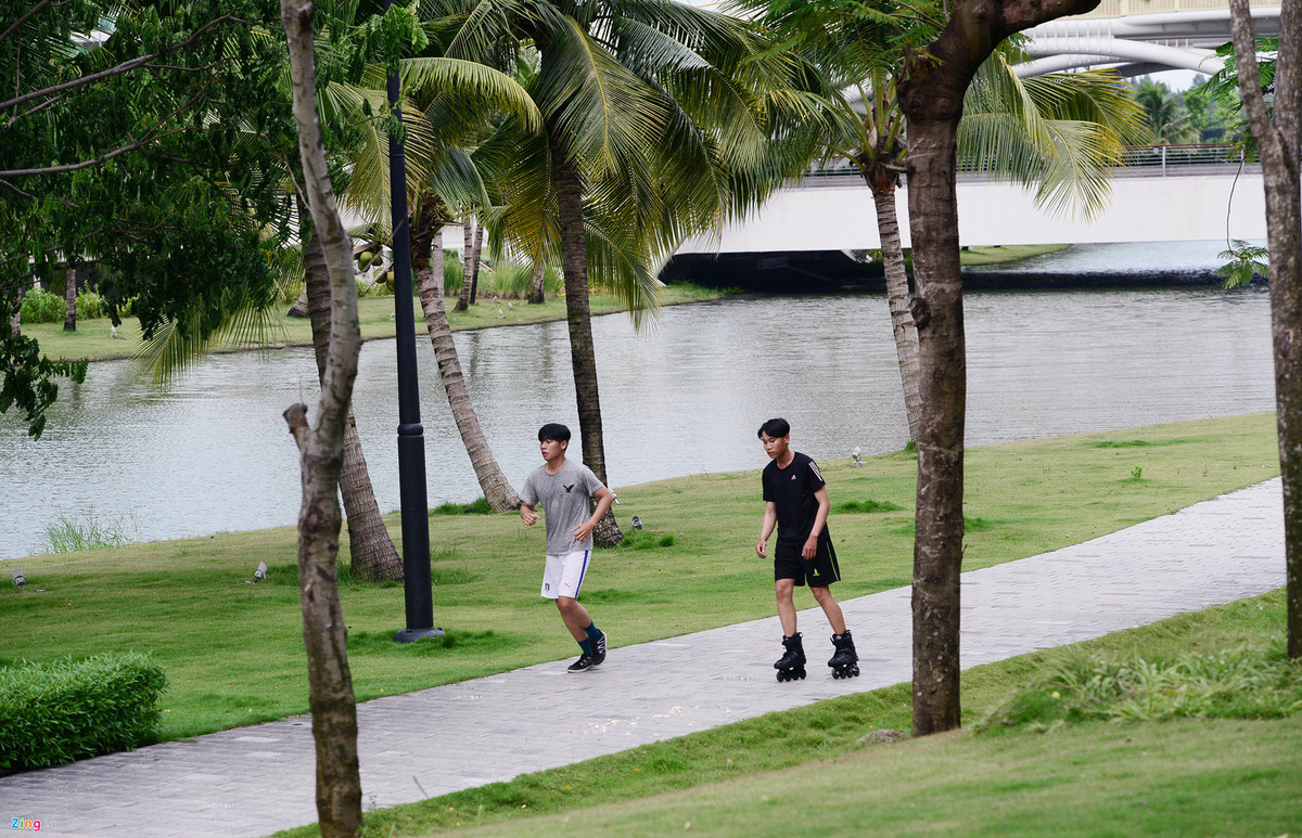 Theo kế hoạch của chủ đầu tư, giai đoạn 2018 - 2019, nơi này dự kiến thu hút hơn 10.000 lượt khách mua sắm, vui chơi giải trí mỗi ngày.