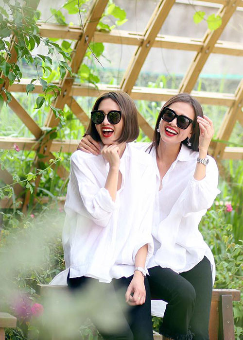 Anh Thư, Dương Mỹ Linh diện đồ đôi.