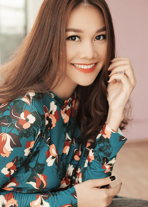 Luôn giữ được độ hot, Thanh Hằng đắt show làm đại diện, đại sứ thương hiệu với cát-sê khủng. Ảnh: FBNV