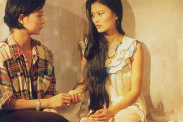 Lên sóng năm 1997, “Xin hãy tin em” lấy đề tài về đời sống của sinh viên. Phim gây ấn tượng sâu sắc bởi lột tả thành công cuộc sống của sinh viên thời kỳ đó. Ảnh: Zing