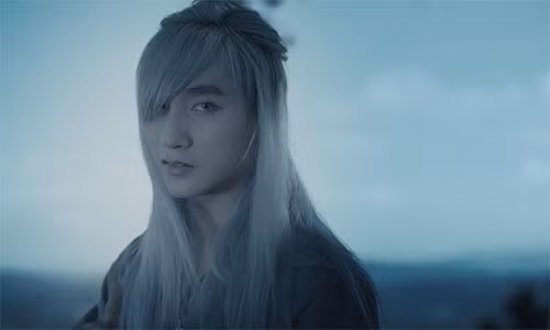 Hình ảnh Sơn Tùng trong "Lạc trôi". Ảnh: VOV