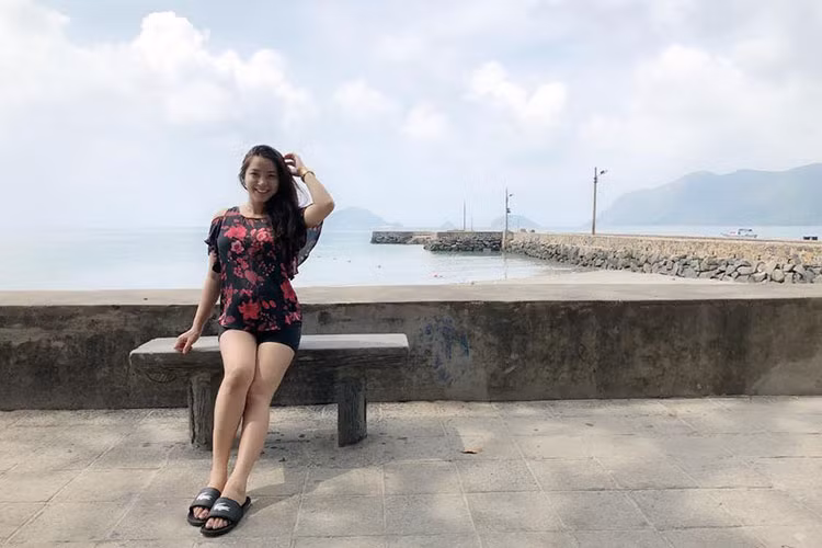 Hải Băng tự an ủi bản thân dù mang bầu nhưng không mập.