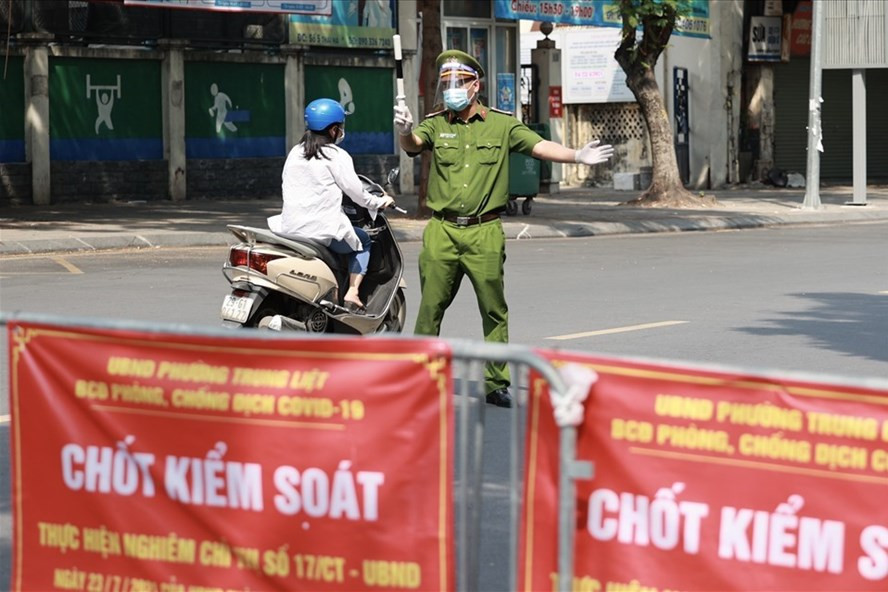 Ha Noi ghi nhan 12 ca mac COVID-19 moi, co ca mac ngoai cong dong