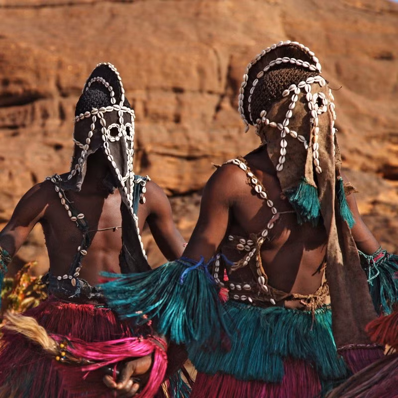Bi an bo toc Dogon, truyen nhan cua nguoi ngoai hanh tinh