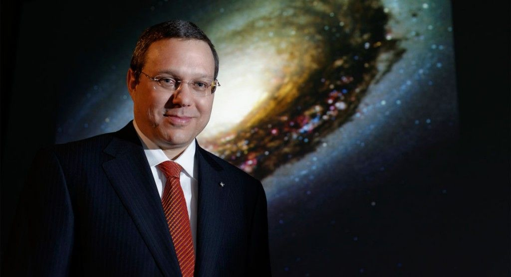 Lỗ đen này, với khối lượng khoảng 100.000 tấn, có thể phát ra bức xạ Hawking và được duy trì bằng cách nạp vật chất. GS Loeb lập luận rằng đây là nguồn năng lượng vô tận và hiệu quả nhất cho một nền văn minh tiên tiến, giúp giải quyết cả nhu cầu năng lượng lẫn vấn đề rác thải.