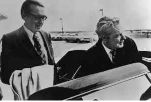 Từ năm 1988, hơn 16.000 người đã biến mất không dấu vết trong Tam giác Alaska. Đặc biệt, một trong những vụ mất tích nổi tiếng nhất là vụ biến mất của Hạ nghị sĩ Mỹ Hale Boggs vào năm 1972. Chiếc máy bay chở ông cùng ba người khác đã biến mất trên bầu trời Alaska mà không để lại bất kỳ dấu vết nào, dù một cuộc tìm kiếm quy mô lớn đã được tiến hành.