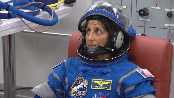 Các bài kiểm tra này bao gồm các tình huống mô phỏng căng thẳng, các bài kiểm tra tính cách và các cuộc phỏng vấn chuyên sâu. NASA muốn đảm bảo rằng các phi hành gia của họ có khả năng giữ bình tĩnh, sáng suốt và tiếp tục làm việc hiệu quả trong điều kiện cực kỳ khó khăn.(Ảnh: YouTube)