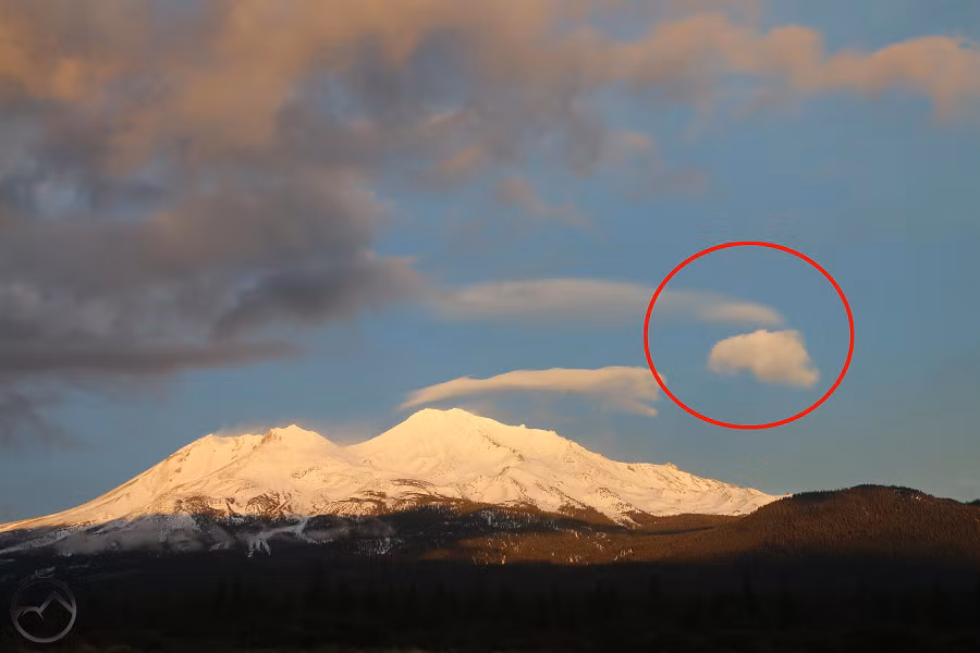 Dù cho những bí ẩn xung quanh núi Shasta có được giải mã hay không, ngọn núi này vẫn sẽ mãi là một biểu tượng của sự kỳ diệu và huyền bí.(Ảnh: Hike Mt. Shasta)