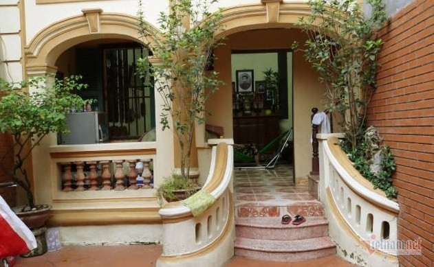 Lao gia giau nut vach an minh trong ngoi lang co 800 tuoi o Bac Giang-Hinh-4