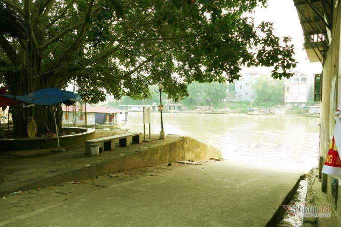 Lao gia giau nut vach an minh trong ngoi lang co 800 tuoi o Bac Giang-Hinh-2