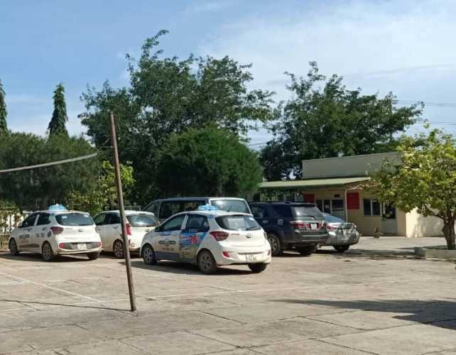 Bat o co bac di toan o to, sat phat giua deo o Binh Thuan-Hinh-2