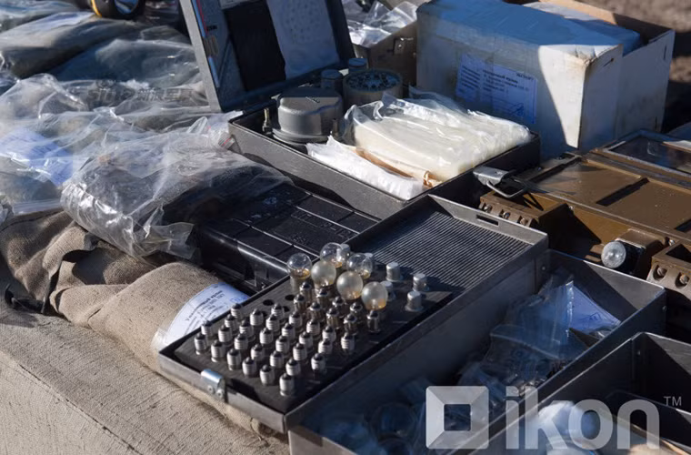 Một số trang bị tặng kèm theo số tăng T-72.