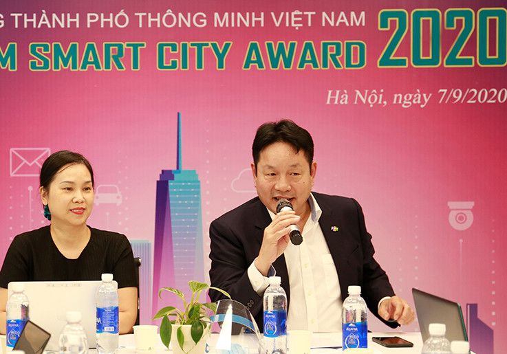 Thành phố Thông minh Việt Nam xét trao giải cho 4 nhóm lĩnh vực Thanh pho Thong minh Viet Nam xet trao giai cho 4 nhom linh vuc