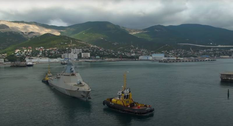 "Phó Tư lệnh Hạm đội Biển Đen - Phó Đô đốc Sergei Lipilin đã chúc mừng thủy thủ đoàn đầu tiên của con tàu vừa được đưa vào thành phần tác chiến của hải quân Nga”, văn phòng báo chí của hạm đội cho biết trong một thông cáo.