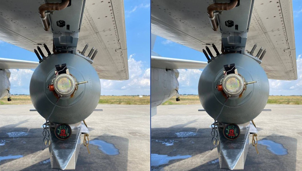 Lượng thuốc nổ trong bom tính theo đơn vị TNT là 300kg. Một quả bom FAB-500 có thể xuyên thủng bất kỳ tấm bê tông cốt thép nào dày tới 2.000mm và phá hủy từ phía bên trong.