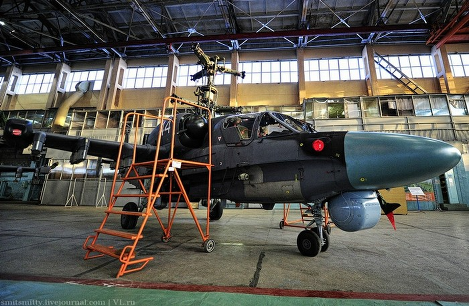 Người ta trang bị cho Ka-52 rất nhiều công nghệ điện tử hàng không tối tân đưa nó trở thành một trong những trực thăng tấn công tốt nhất thế giới.