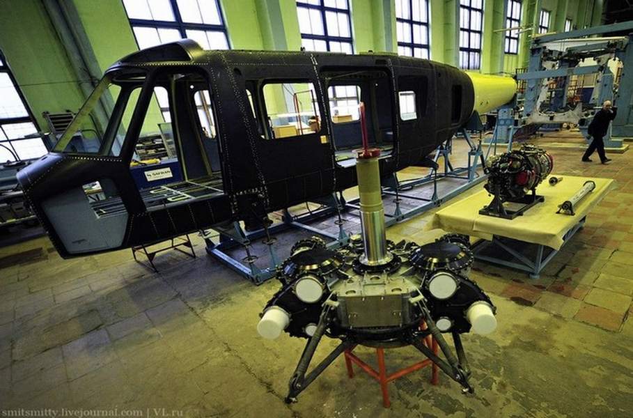 Ka-52 Alligator là phiên bản nâng cấp từ máy bay trực thăng tấn công Ka-50 Black Shark của Nga.