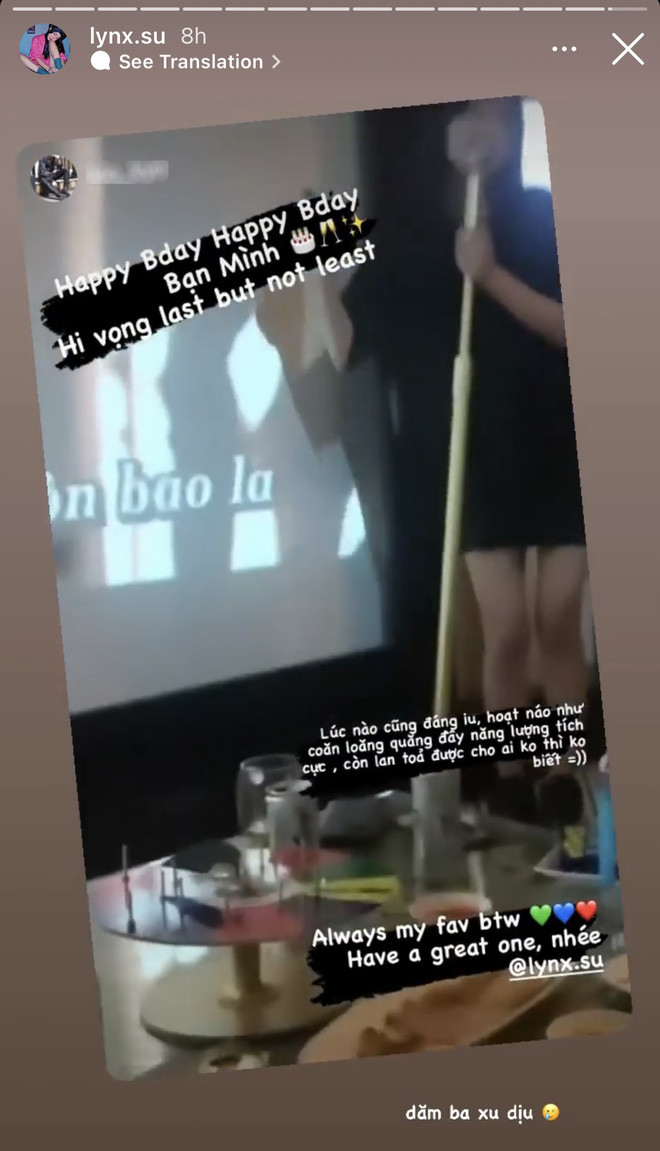 Hình ảnh của hot girl Hà thành Linh Sugar đã mất điểm nghiêm trọng trong mắt cộng đồng mạng. Đang lúc dịch bệnh căng thẳng như hiện nay, việc tụ tập đông người như Linh Sugar và bạn bè là hoàn toàn không nên.