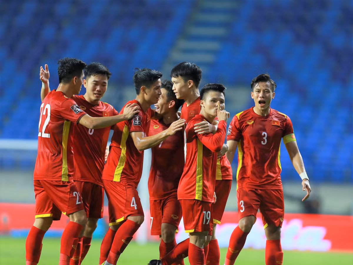 Trước đó, Bùi Tiến Dũng từng nhận về chỉ trích khi được cho là "làm lơ" đồng đội sau nhiều chiến thắng tại vòng loại thứ 3 của World Cup 2022.