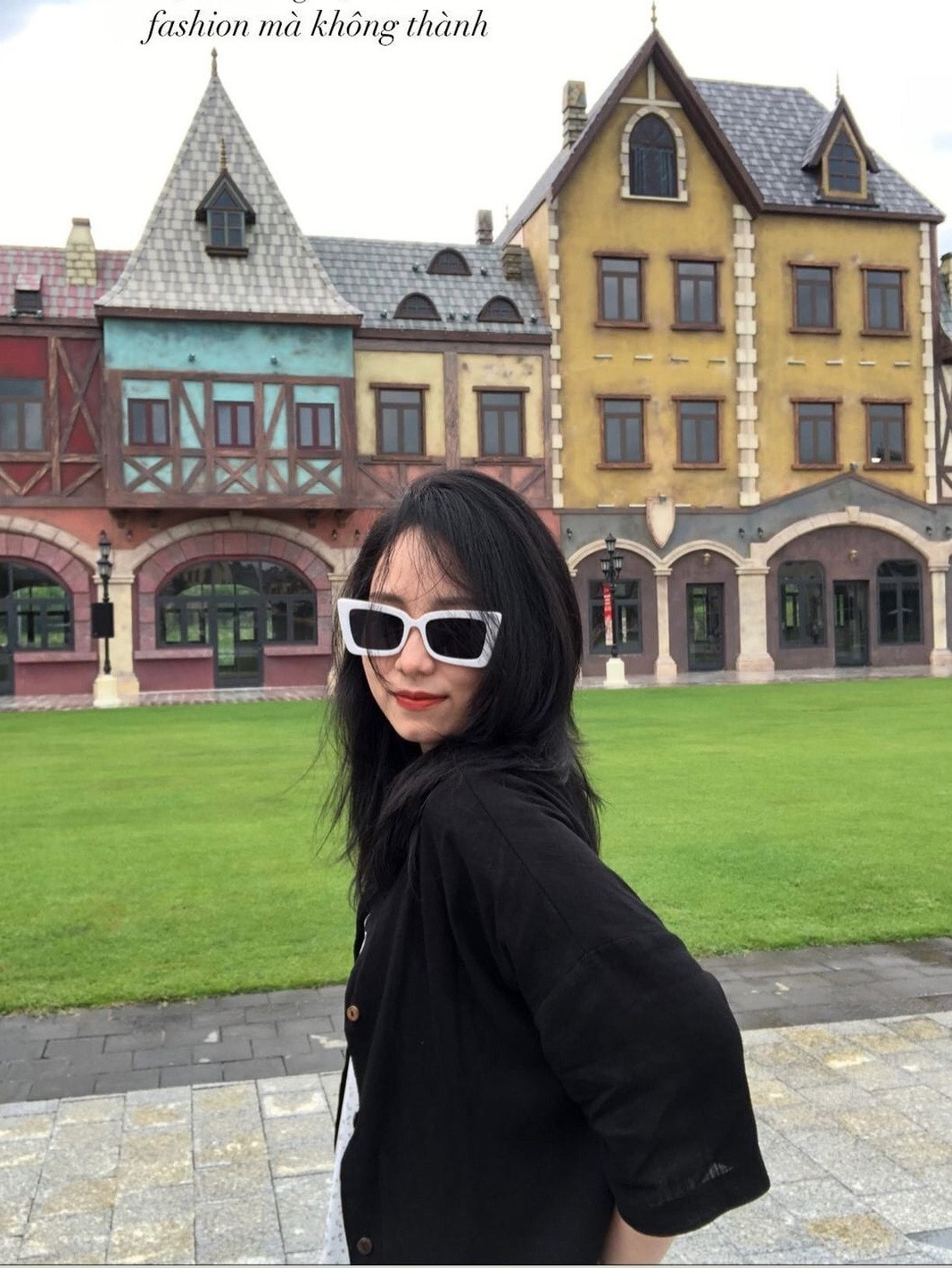 Hiện tại, lượng người theo dõi của Cô giáo Vật lý Minh Thu đang tăng chóng mặt, fanpage đã sở hữu hơn 600 ngàn lượt theo dõi.