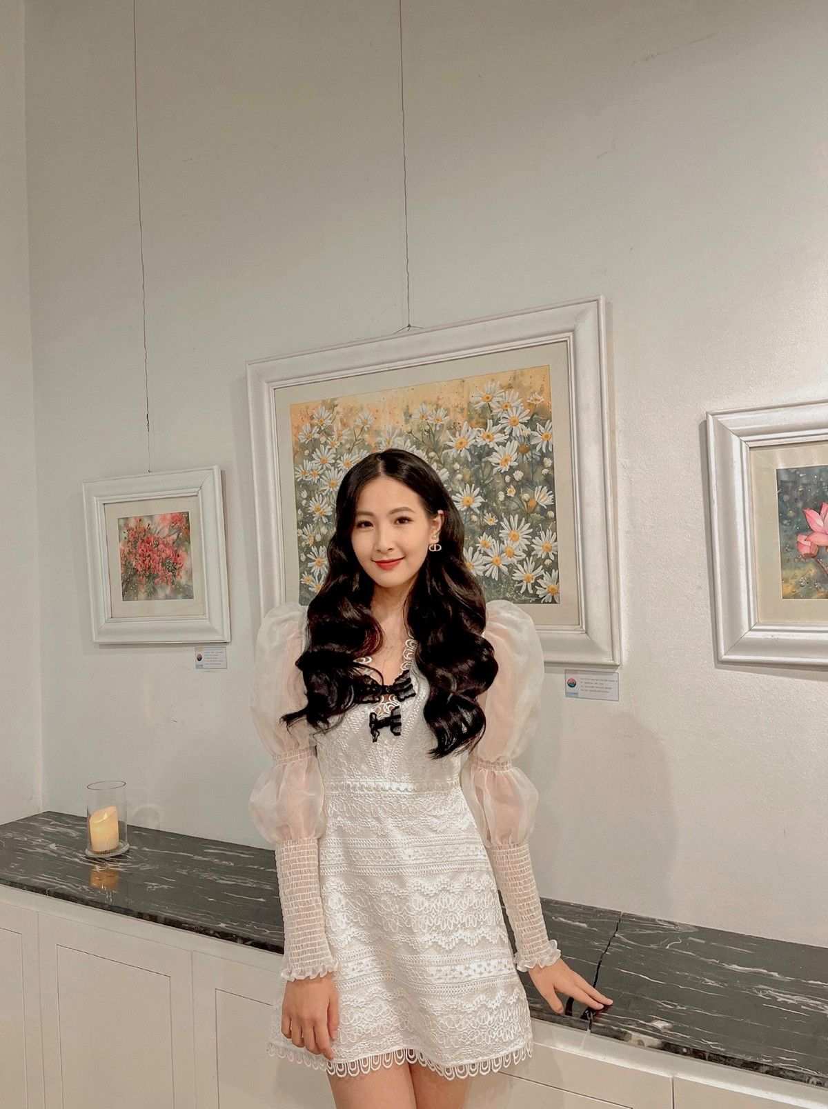 Nàng hot girl 9x khiến nhiều người ngưỡng mộ không chỉ bởi nhan sắc ngọt ngào mà còn thành tích học tập nổi bật.