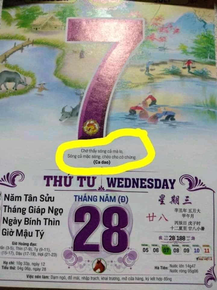 Những nhà "tiên tri" còn sử dụng lịch để đoán đề văn, theo tờ lịch này thì có thể đề thi sẽ ra tác phẩm Sóng.
