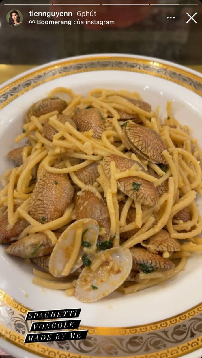 Trước đây, Tiên Nguyễn cũng khiến nhiều người ngỡ ngàng với sở thích ăn uống của mình.