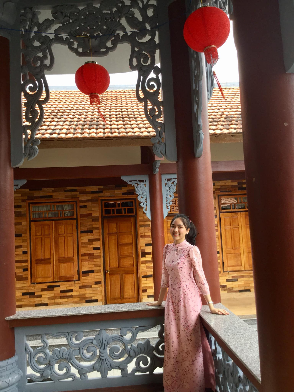 Nữ sinh viên xinh đẹp được nhiều khán giả chú ý khi tham gia sân chơi Đường lên đỉnh Olympia.