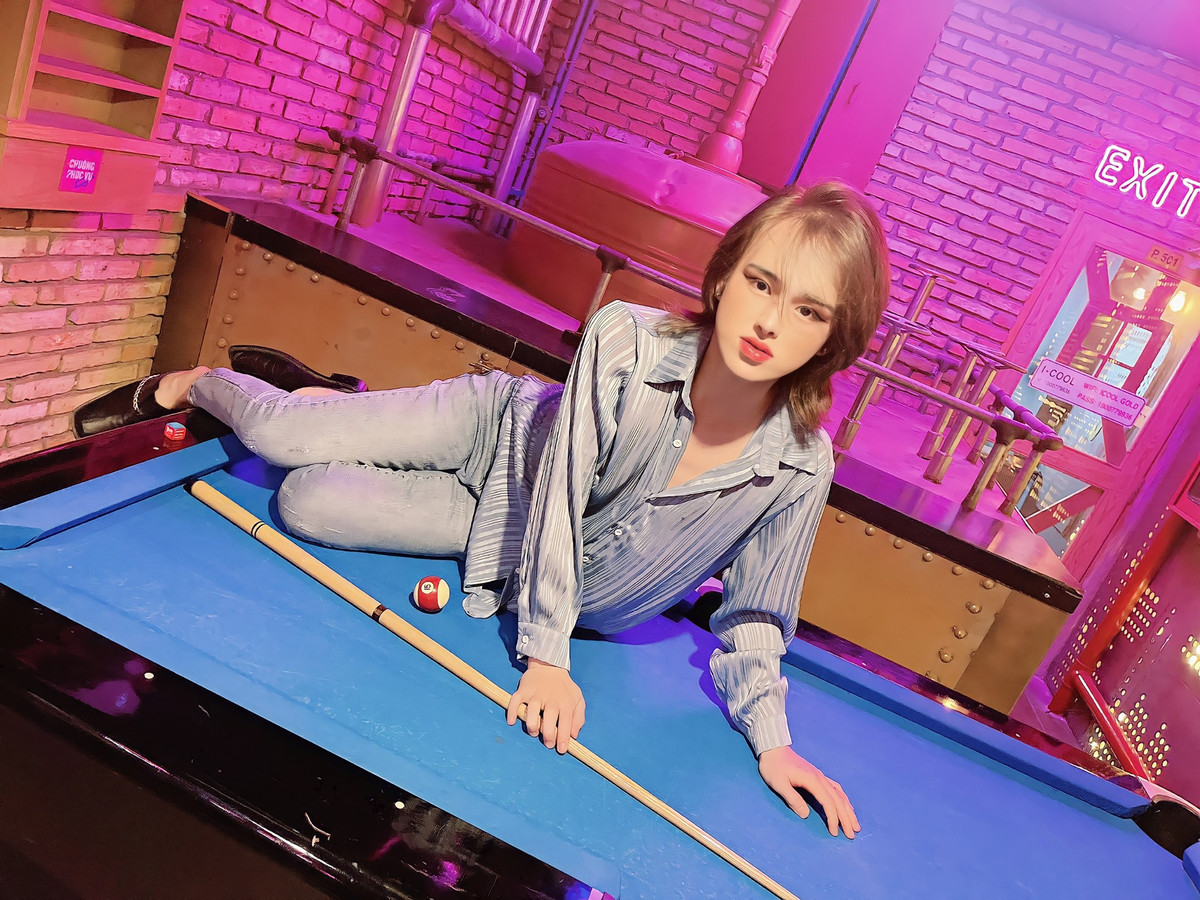 Bên cạnh những màn giả gái khiến người xem không khỏi "đỏ mặt", TikToker này còn nhiều lần có những phát ngôn khiến netizen khó hiểu.